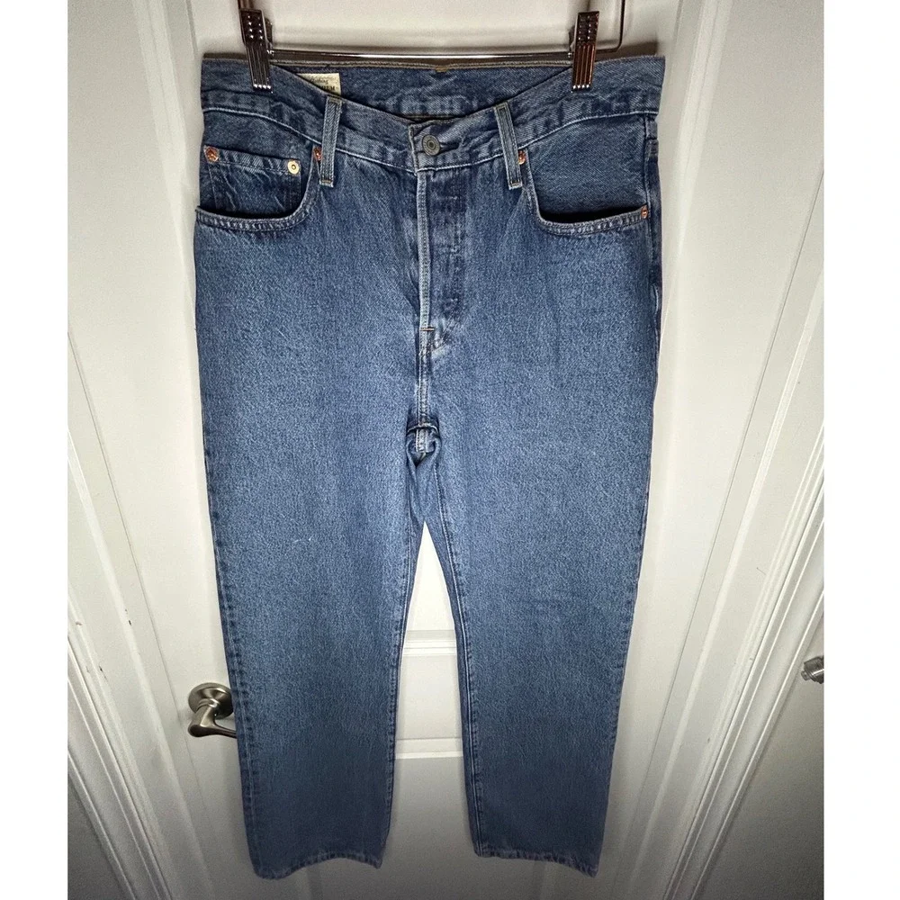 Vintage Levis Premium 501 Straight Leg Jeans Blue Denim Button Fly Womens 27x30 - Picture 3 of 10